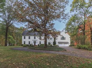 326 Old Ayer Rd, Groton, MA 01450
