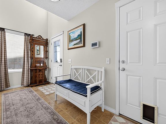 5th image of 39 Appleton Cres