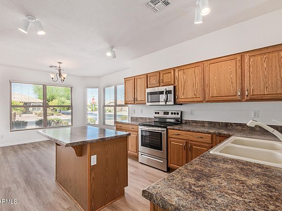 5th image of 3177 E PALM BEACH Drive