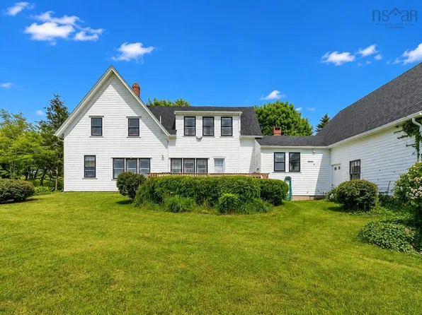 7227 Highway 101, Plympton, NS B0W 2R0
