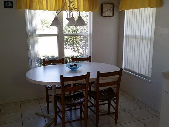 5th image of 14131 Whitecap Ave