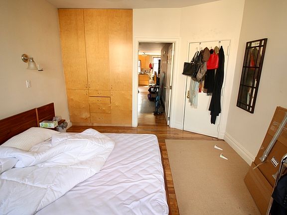 5th image of 292 20th St #3I