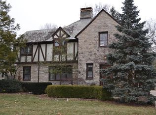 2411 Abington Rd, Columbus, OH 43221