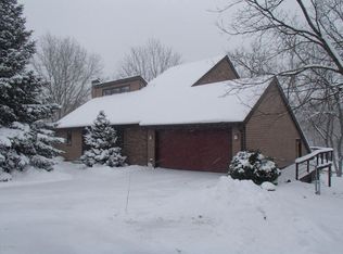 15360 E Augusta Dr, Augusta, MI 49012