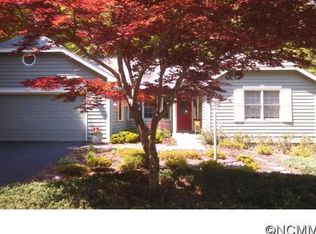 1500 High Meadow Ln, Hendersonville, NC 28739