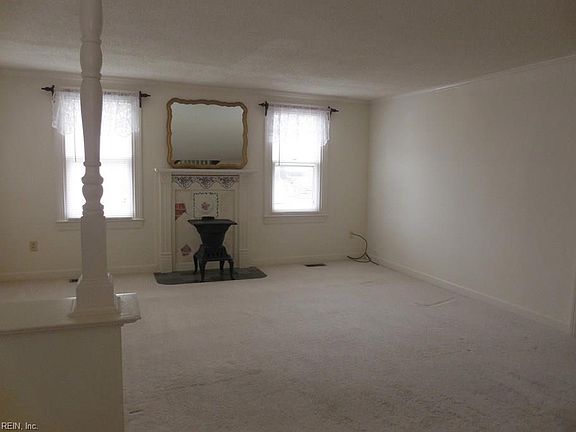 3rd image of 1308 Poquoson Ave