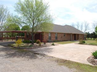 2119 S Main Ave, Goldsby, OK 73093