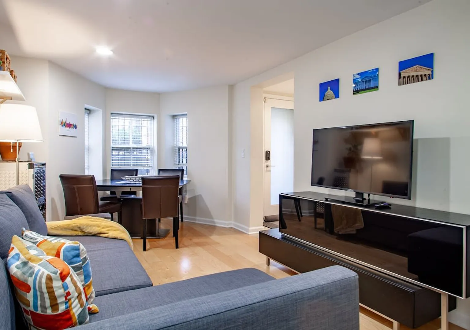 Logan Circle 1BR - Walk to U St Metro — Photo 1