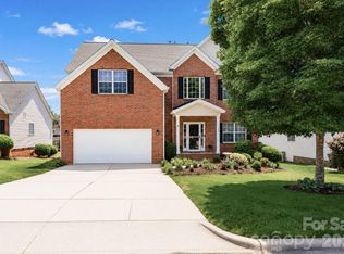 106 Planters Dr, Statesville, NC 28677