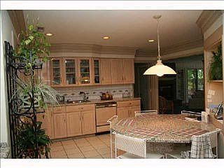 3rd image of 2444 W Lane Ave