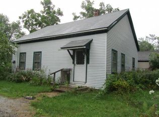 8 Freeman Ave, Rutland, VT 05701