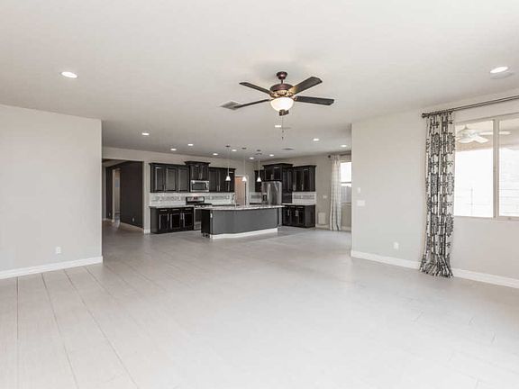 3rd image of 35663 N Bandolier Dr