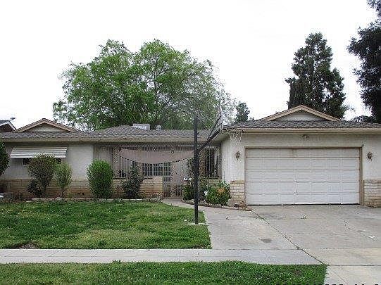 1st image of 6530 N 8th St