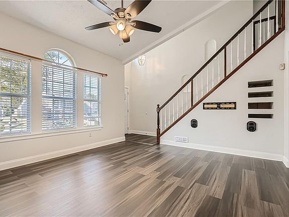 5th image of 3972R Sidney Lanier Blvd