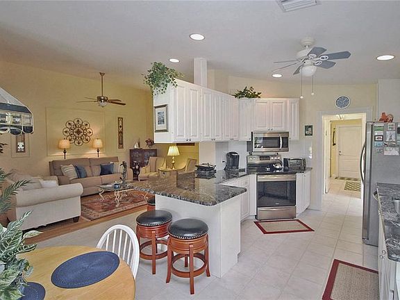 5th image of 7873 SE Peppercorn Ct