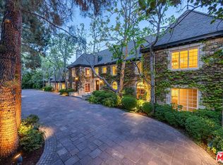 362 Copa De Oro Rd, Los Angeles, CA 90077