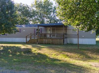 21707 Ivy St, Howe, OK 74940