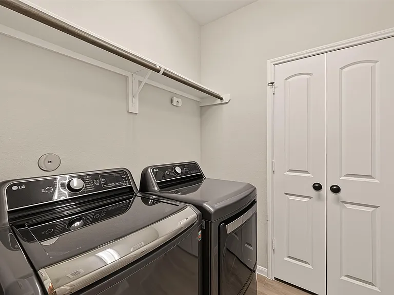 24015 Purple Clover Ln — Photo 20