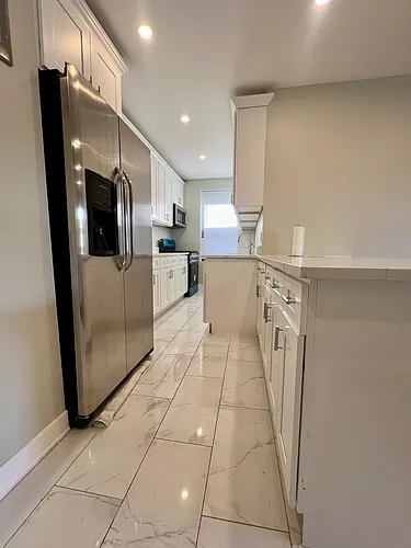 140-70 Ash Ave Photo 1