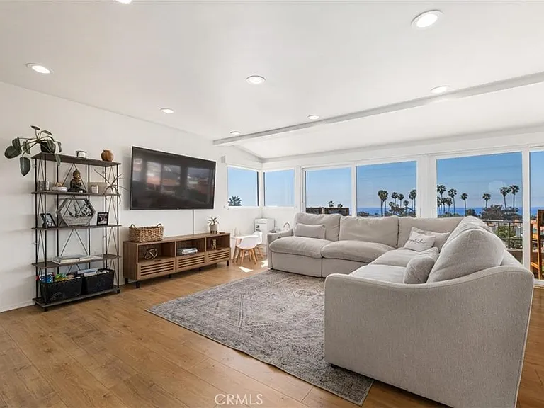 3515 Calle Verano — Photo 5
