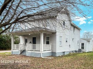 972 N Academy St, Galesburg, IL 61401