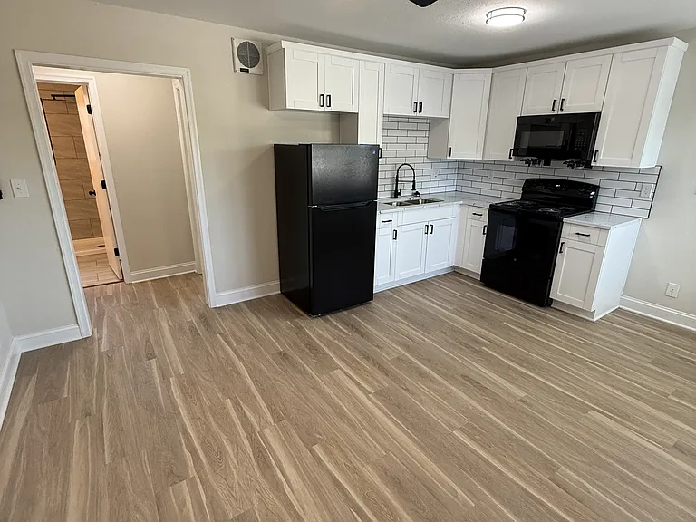 201 E Ocean View Aveunit #3 — Photo 4