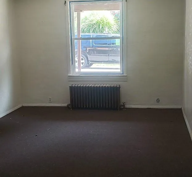 20 Beyrleye Ave — Photo 7