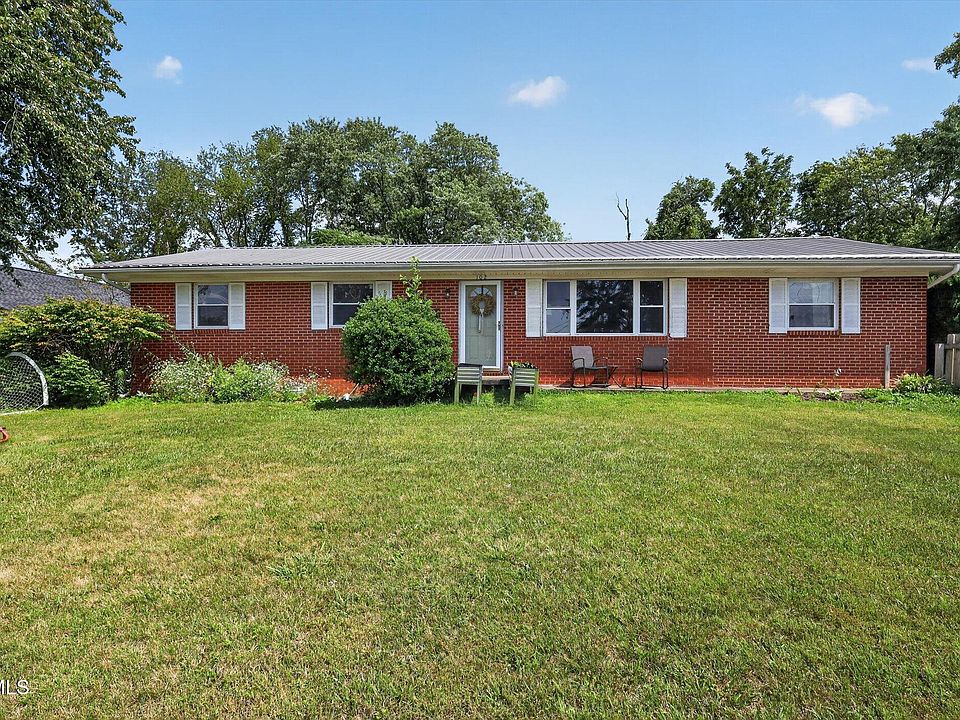 1st image of 102 Virginia Dr