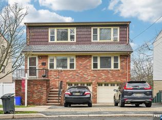 397 Oak St, Ridgefield, NJ