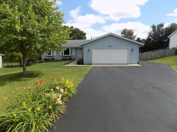6615 Sutter Dr, Roscoe, IL 61073