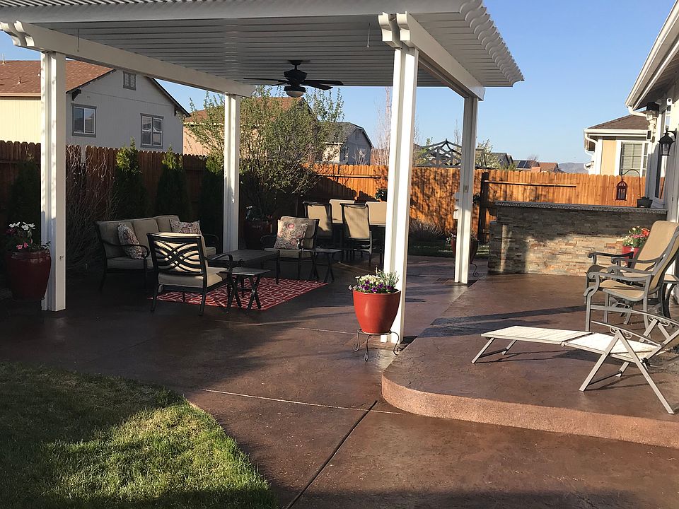 Patio with pergola