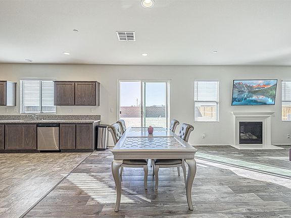 5th image of 3108 Desert Cloud Ave