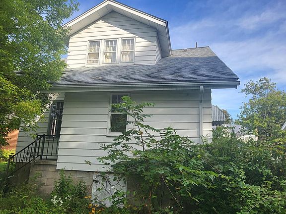 4th image of 114 S 8th Ave