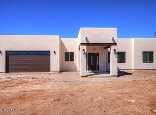 1847 Circulo Glorieta, Rio Rico, AZ 85648