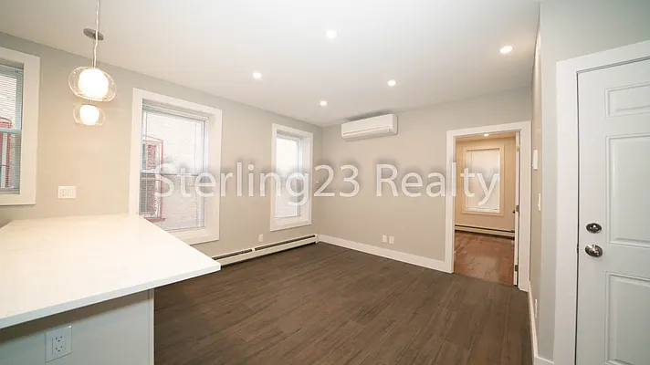 Rented by Sterling Realty Solution Inc | media 21