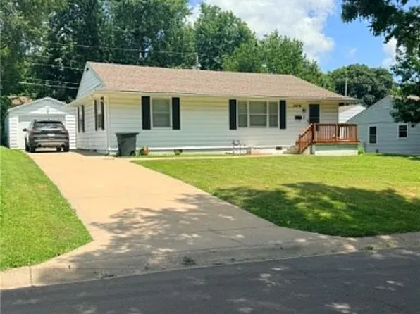 3409 Scott St, Saint Joseph, MO 64507