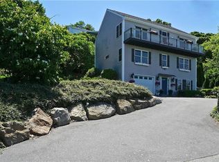 17 Oregon Ave, Tiverton, RI 02878
