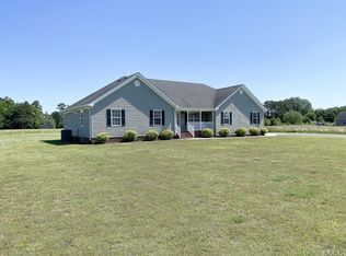 114 Dallie Dr, Knotts Island, NC 27950