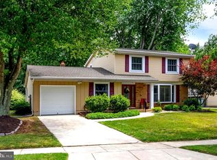 16 Bently Dr, Sewell, NJ 08080