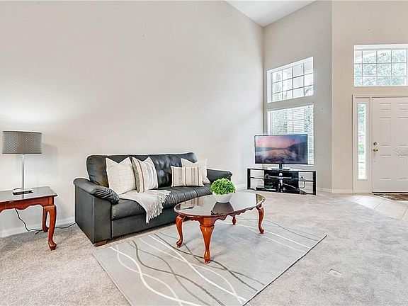 5th image of 9742 Myrtle Creek Ln