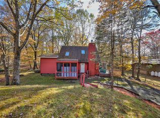 120 Glenbrook Dr, Dingmans Ferry, PA 18328