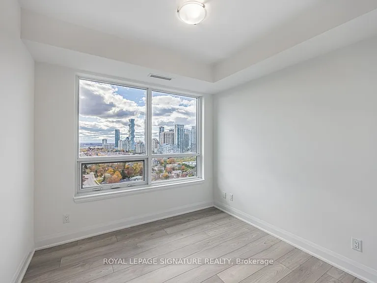 36 Elm Dr W #1107 — Photo 8