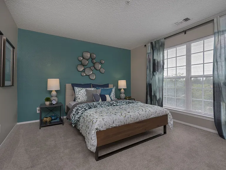 Liberty Pointe — Photo 28