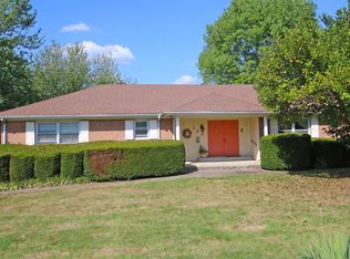 123 Pinehurst Dr, Georgetown, KY 40324