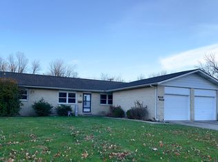 2038 Austin Dr, Springfield, IL 62704