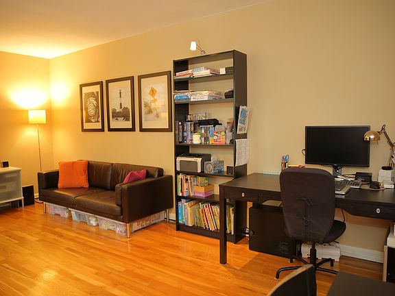 3rd image of 27-04 Parsons Blvd APT 4F