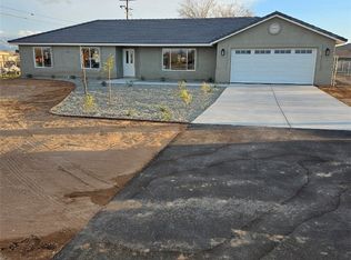 20495 Zuni Rd, Apple Valley, CA 92307