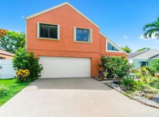 65 Buxton Ln, Boynton Beach, FL 33426