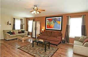 4th image of 105 Quail Hollow Dr