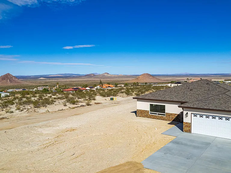 10096 Glen Rd — Photo 1